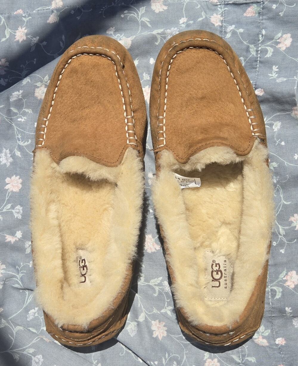 UGG Australia Ansley Chestnut Suede Sheepskin Moccasin Slippers Womens Size 10